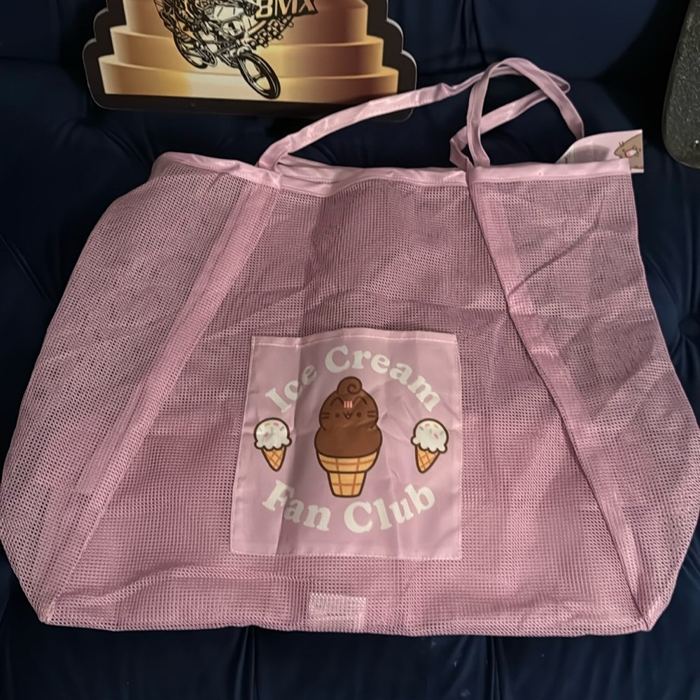 NWT Pusheen Beach Tote